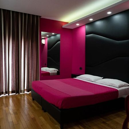 Sweet Central Hotel Caserta Exterior photo