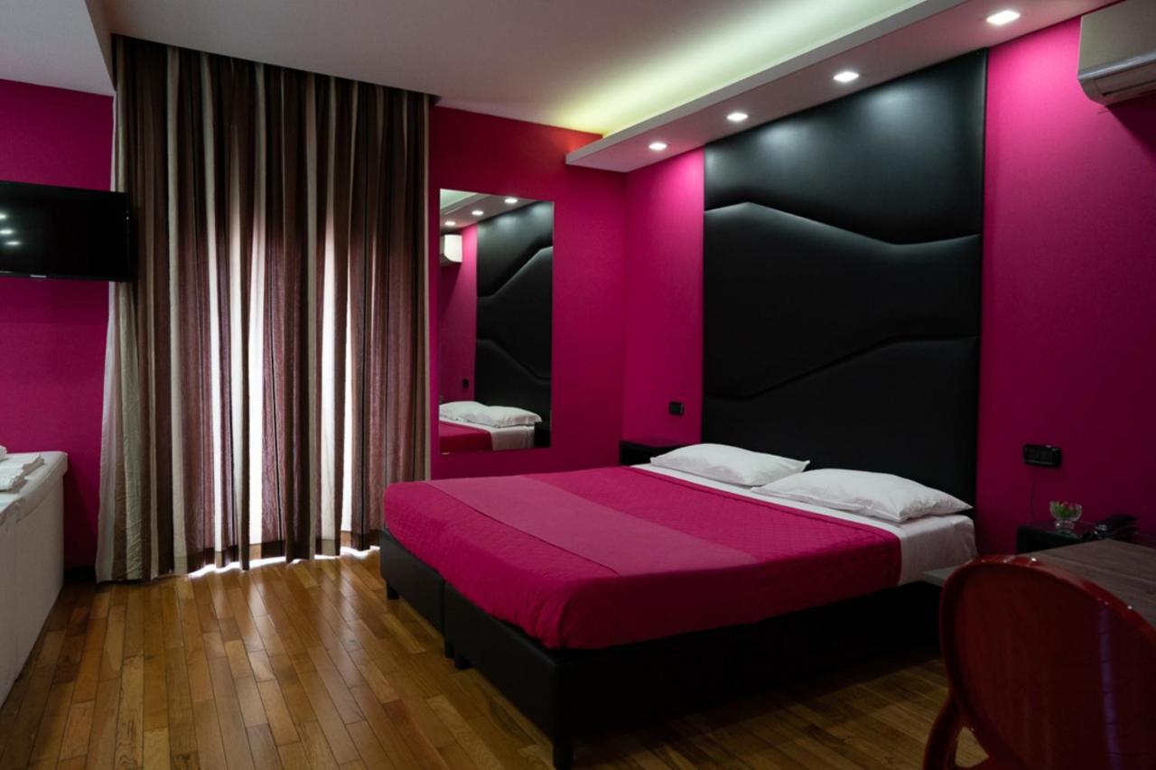 Sweet Central Hotel Caserta Exterior photo