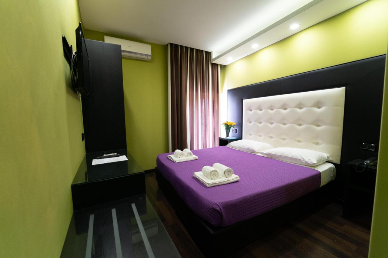 Sweet Central Hotel Caserta Exterior photo